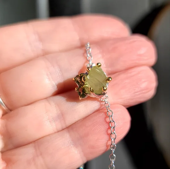 Large 10k RAW Natural Aquamarine & Peridot sterling & gold bracelet 8" - Picture 6 of 8